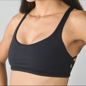 LULULEMON free to be wild bra